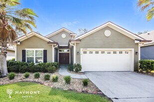 97338 Harbor Concourse Cir in Fernandina Beach, FL - Building Photo