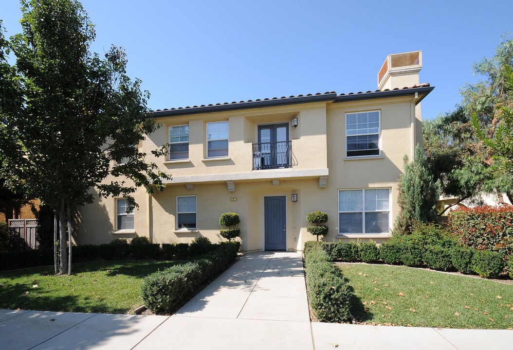 Creek Bridge Apartments in King City, CA - Building Photo