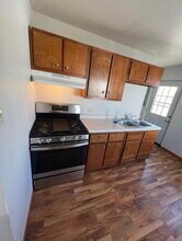 3740 Kencrest Dr NE in Cedar Rapids, IA - Building Photo - Building Photo