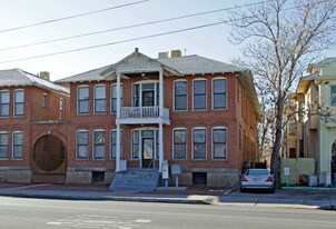 1008 Central Ave NW in Albuquerque, NM - Building Photo