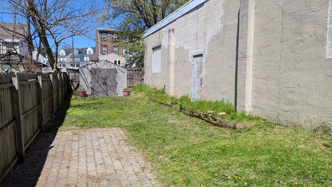 624 E Hector St in Conshohocken, PA - Building Photo - Building Photo