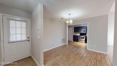 8336 Spicewood Dr in Jacksonville, FL - Building Photo - Building Photo