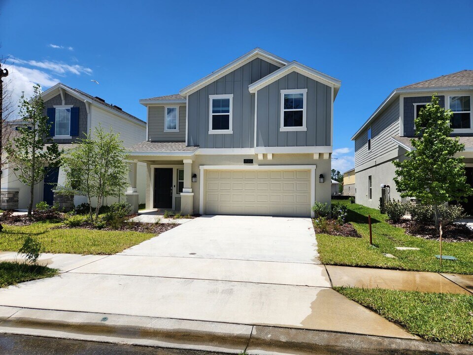 1135 Cabot Cliffs Dr in Daytona Beach, FL - Building Photo