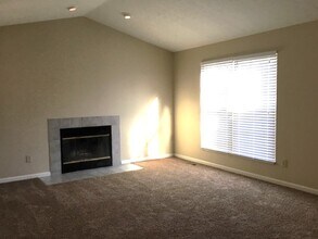 3131 Fayburrow Dr in Reynoldsburg, OH - Building Photo - Building Photo
