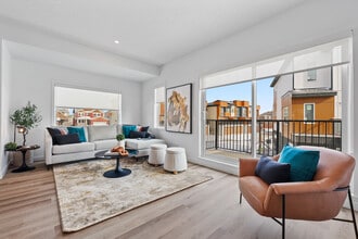 1534 Bayside Av SW in Airdrie, AB - Building Photo - Building Photo