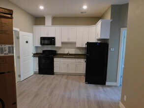 621 W 2nd St in Antioch, CA - Building Photo - Building Photo