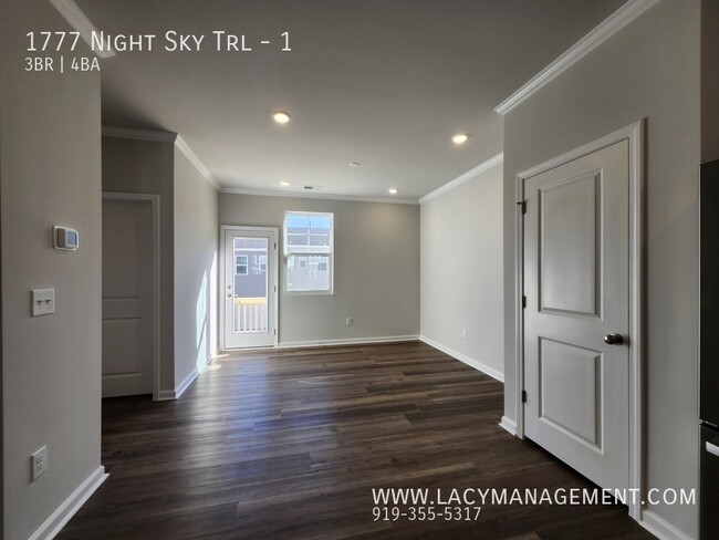 1777 Night Sky Trl in Apex, NC - Building Photo - Building Photo