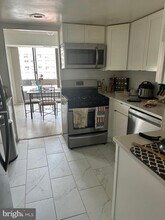 1326-42 Spruce St in Philadelphia, PA - Building Photo - Building Photo