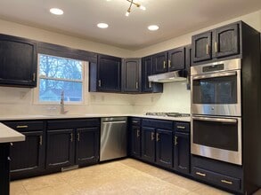 3 Tyrol Ct in Greensboro, NC - Building Photo - Building Photo