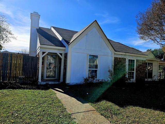 property at 817 Colchester Dr