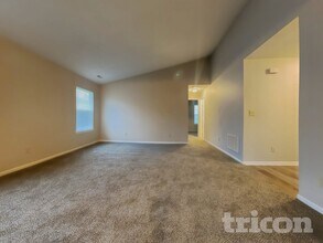 9130 Bagley Way in Indianapolis, IN - Building Photo - Building Photo