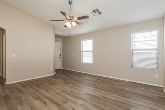 32647 N Cherry Creek Rd in San Tan Valley, AZ - Building Photo - Building Photo