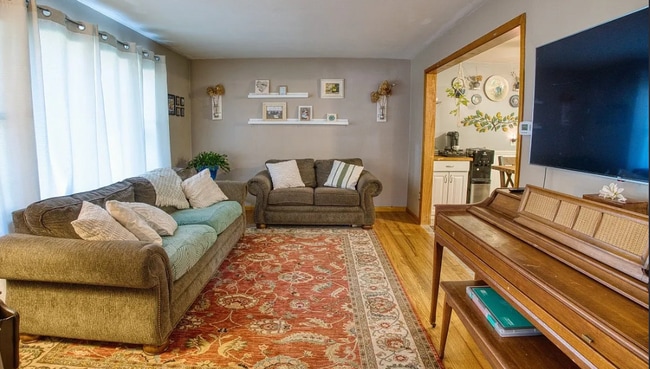 property at 3524 W 42nd St