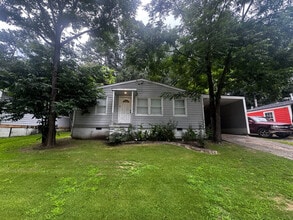 Room in House on Jackson Dr in Atlanta, GA - Building Photo - Building Photo