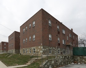 7408 - 7428 Alma St in Philadelphia, PA - Foto de edificio - Building Photo