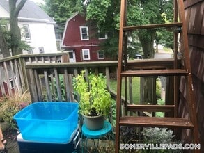 24 Chetwynd Rd in Somerville, MA - Building Photo - Building Photo