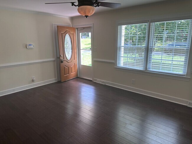 3531 Enfield Rd in Charlotte, NC - Building Photo - Building Photo