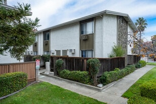 Autumn Oaks Apartments in Suisun City, CA - Building Photo