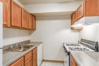 Providence Hall Apartments in Fairfax, VA - Building Photo - Interior Photo