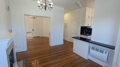 380 Dolores St in San Francisco, CA - Building Photo - Building Photo