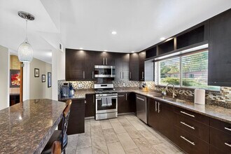 4715 Marquette Ave NE in Albuquerque, NM - Building Photo - Building Photo