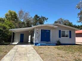 892 Palermo Rd in St. Augustine, FL - Building Photo