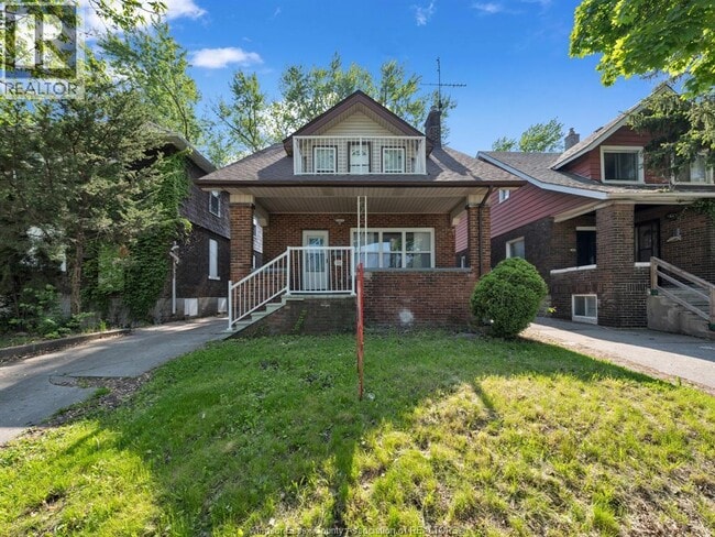 property at 353 Indian Rd