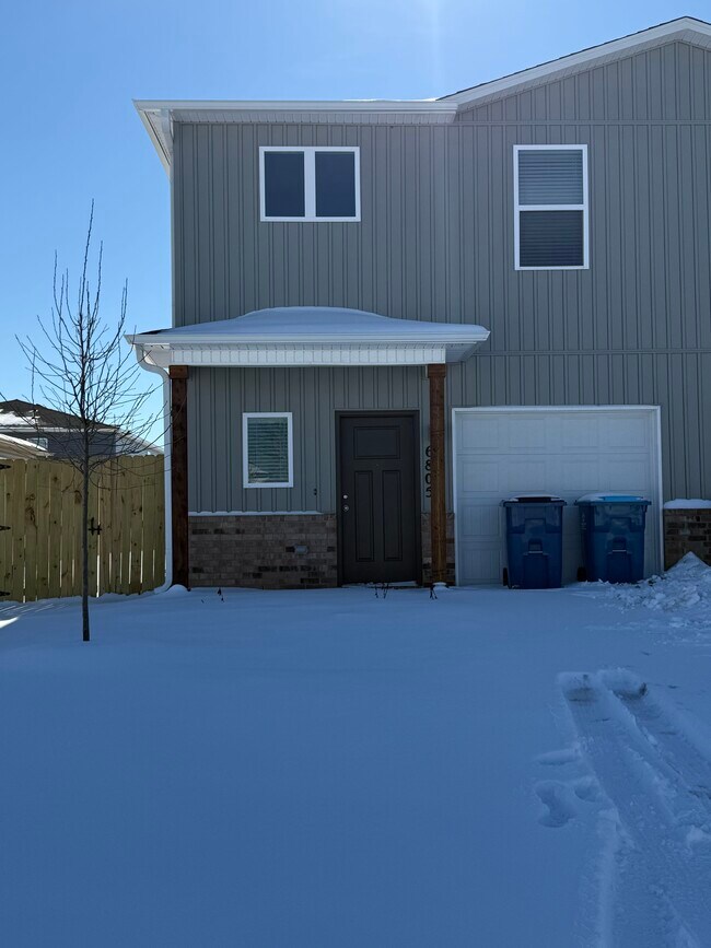 6805 SW Dignity Ave in Bentonville, AR - Building Photo - Building Photo