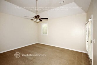 684 Marion Beavers Rd, Unit 3 in Sharpsburg, GA - Foto de edificio - Building Photo