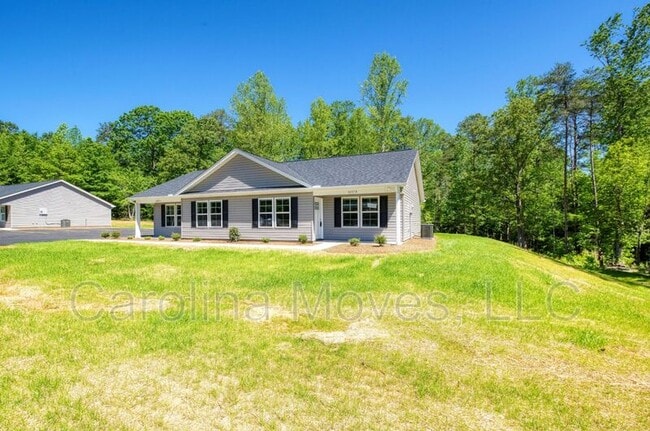 property at 3657 Farrs Bridge Rd