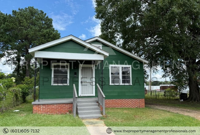 property at 1314 Alamo St