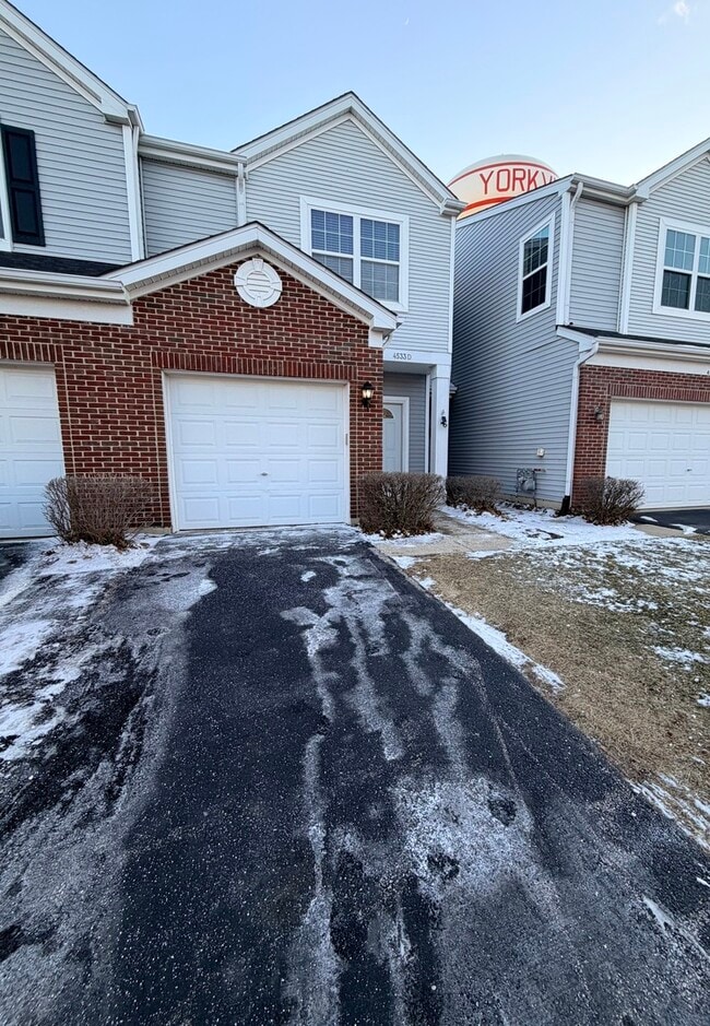 4533 Garritano St in Yorkville, IL - Building Photo - Building Photo