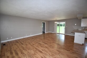 506 Lafayette Rd in Clarksville, TN - Building Photo - Building Photo