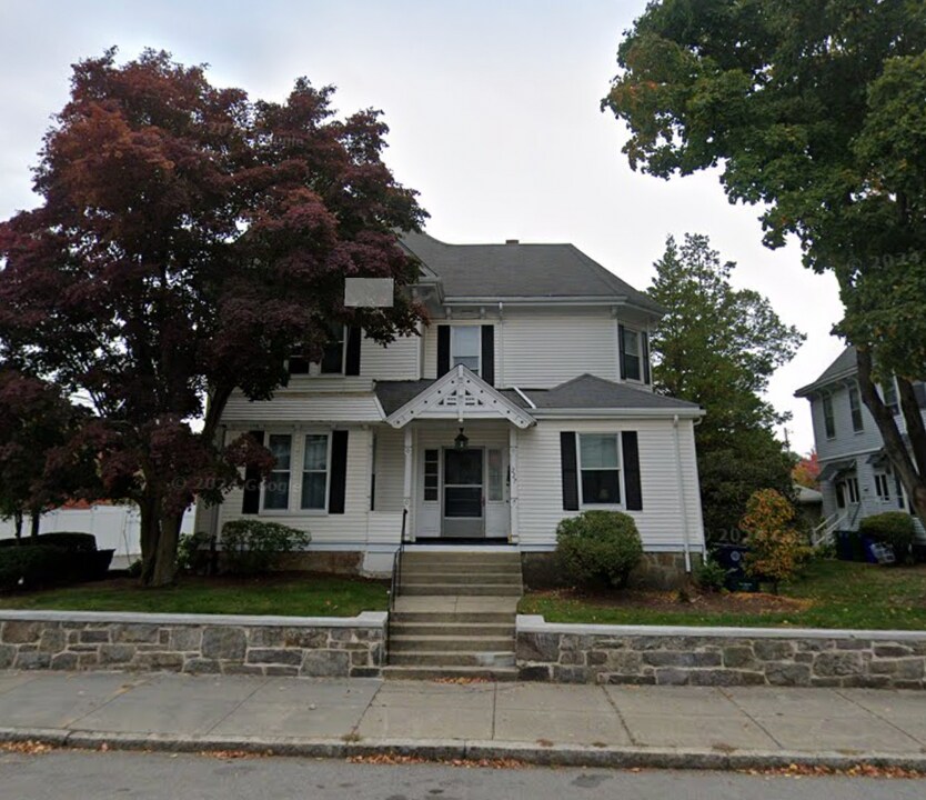 227 Walnut St in Newton, MA - Building Photo