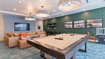 The AJ in Sacramento, CA - Building Photo