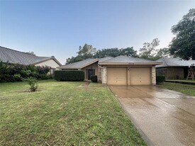 6416 Brookhaven Trail in Fort Worth, TX - Building Photo