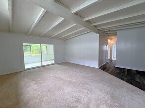 2896 Poelua St in Honolulu, HI - Building Photo - Building Photo