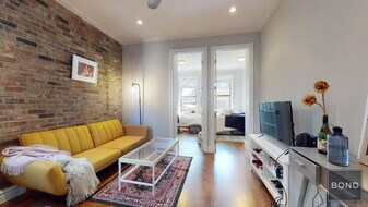 219 E 28th St in New York, NY - Building Photo