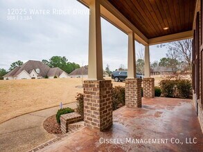 12025 Water Ridge Dr in Oxford, MS - Building Photo - Building Photo