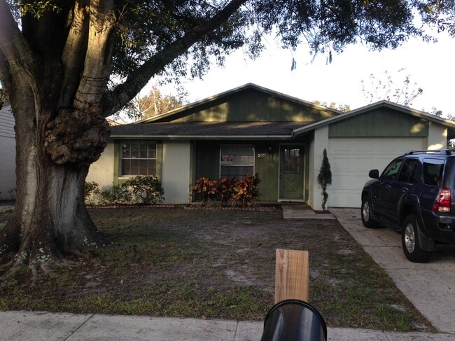 property at 3027 Cedaridge Dr