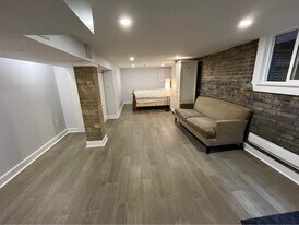 7 Hambly Av in Toronto, ON - Building Photo
