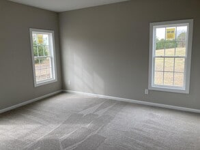 215 Briarcliff Ct in Kinston, NC - Building Photo - Building Photo