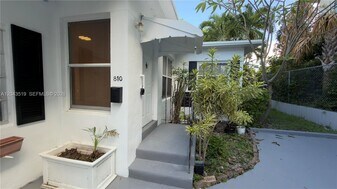 808 84th St in Miami Beach, FL - Building Photo