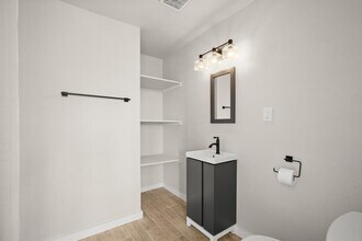 402 Twin Elm Dr in Canyon Lake, TX - Building Photo - Building Photo