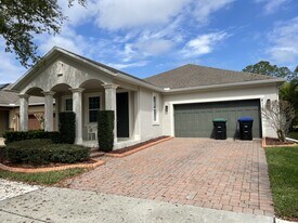 8117 Jailene Dr in Windermere, FL - Building Photo