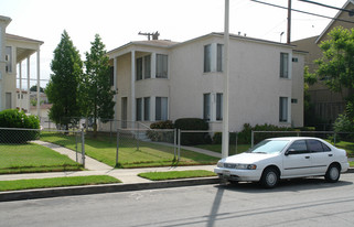 1832 Scott Rd Apartments