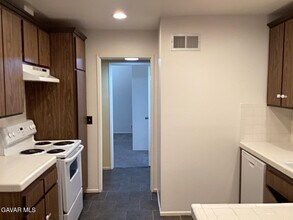 42935 15th St W in Lancaster, CA - Building Photo - Building Photo