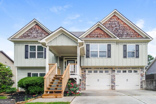 property at 64 Hamil Ct NW