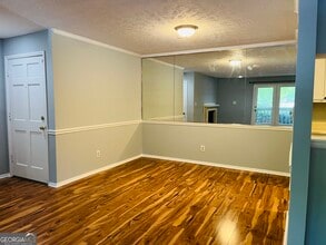 313 Tuxworth Cir in Decatur, GA - Building Photo - Building Photo