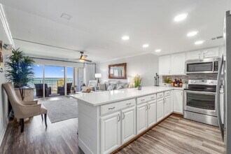 151 Calhoun Ave-Unit -Unit 402 in Destin, FL - Building Photo - Building Photo